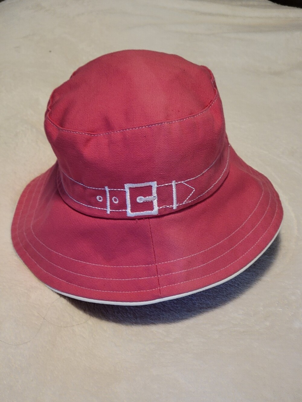 SCALA Pronto Pink Bucket Hat with Belt Stitch Detail